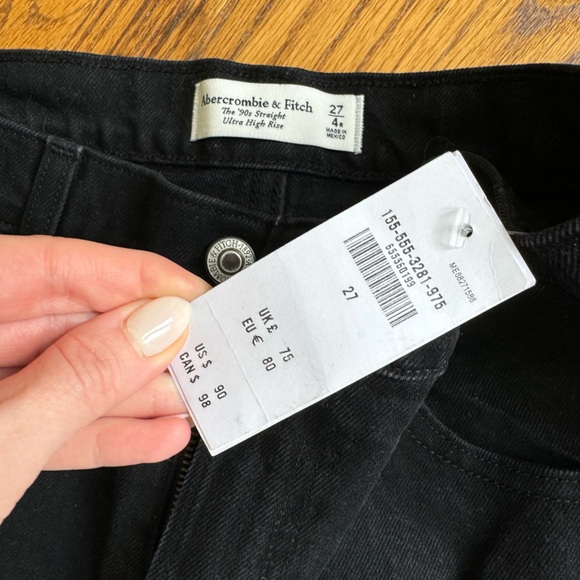 NEW Abercrombie Ultra High Rise 90s Straight Jean Size 27 - Picture 4 of 4